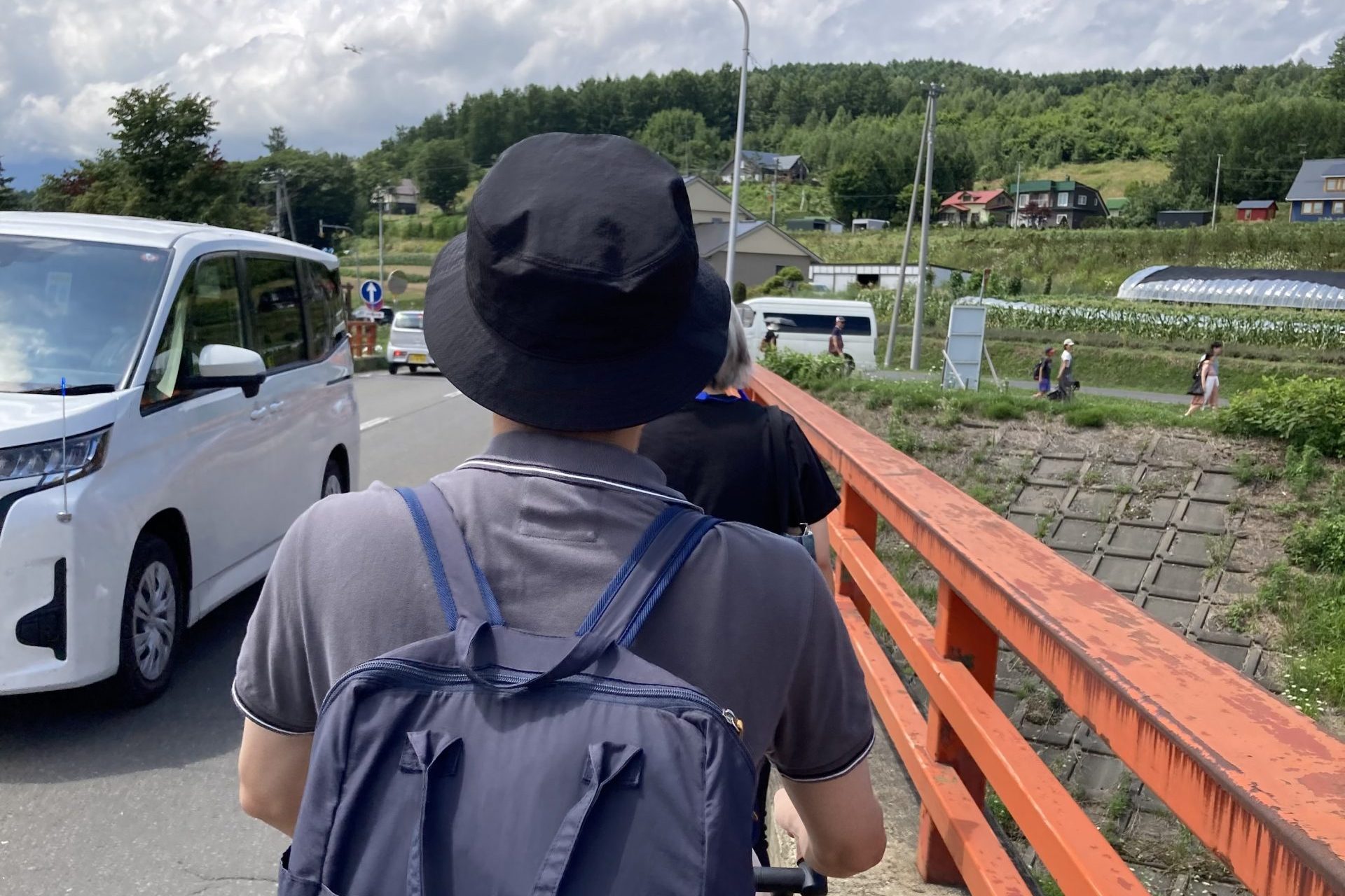 ファーム富田へ徒歩移動