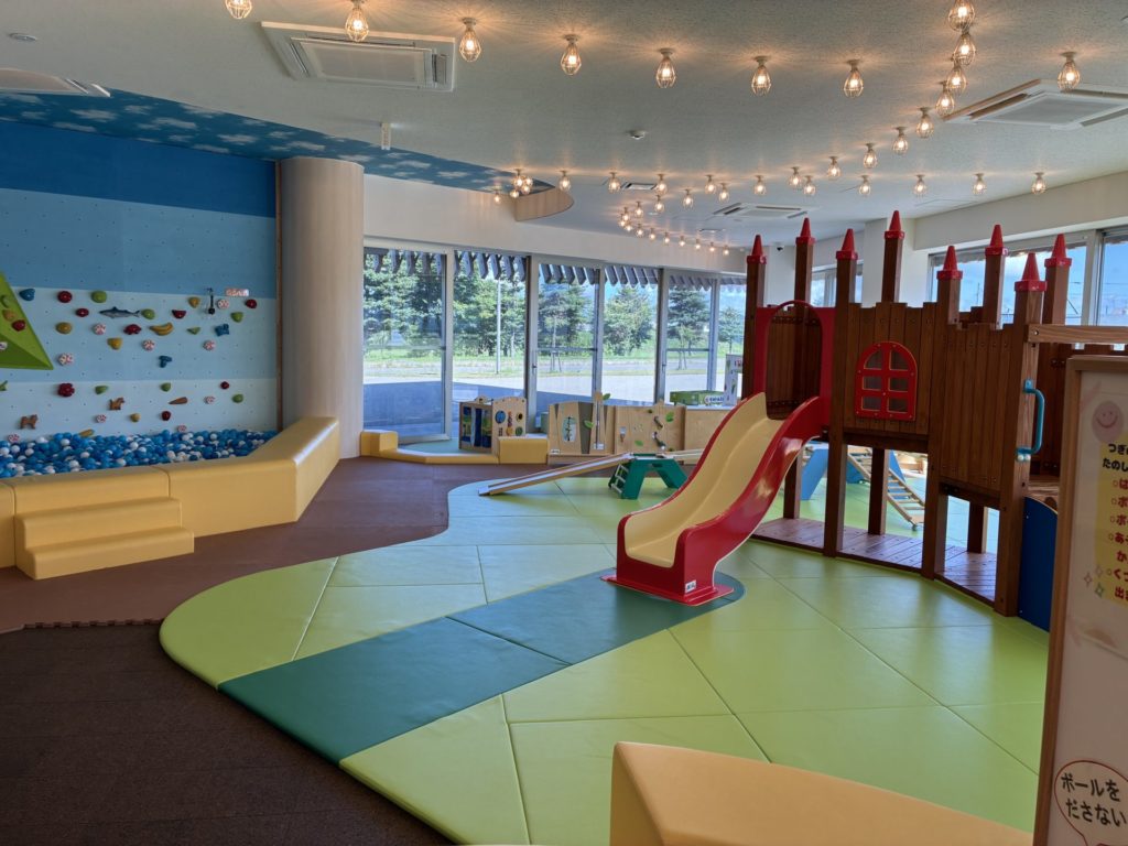 そらいろのこどもらんど