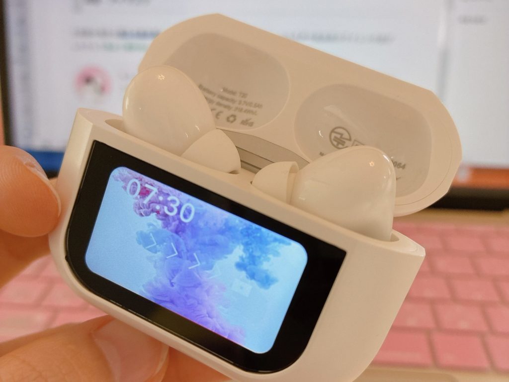 ワイヤレスイヤホン